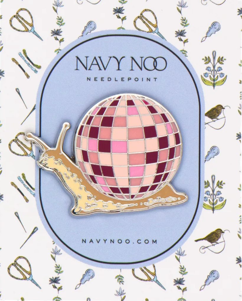 Disco Snail Needle Minder